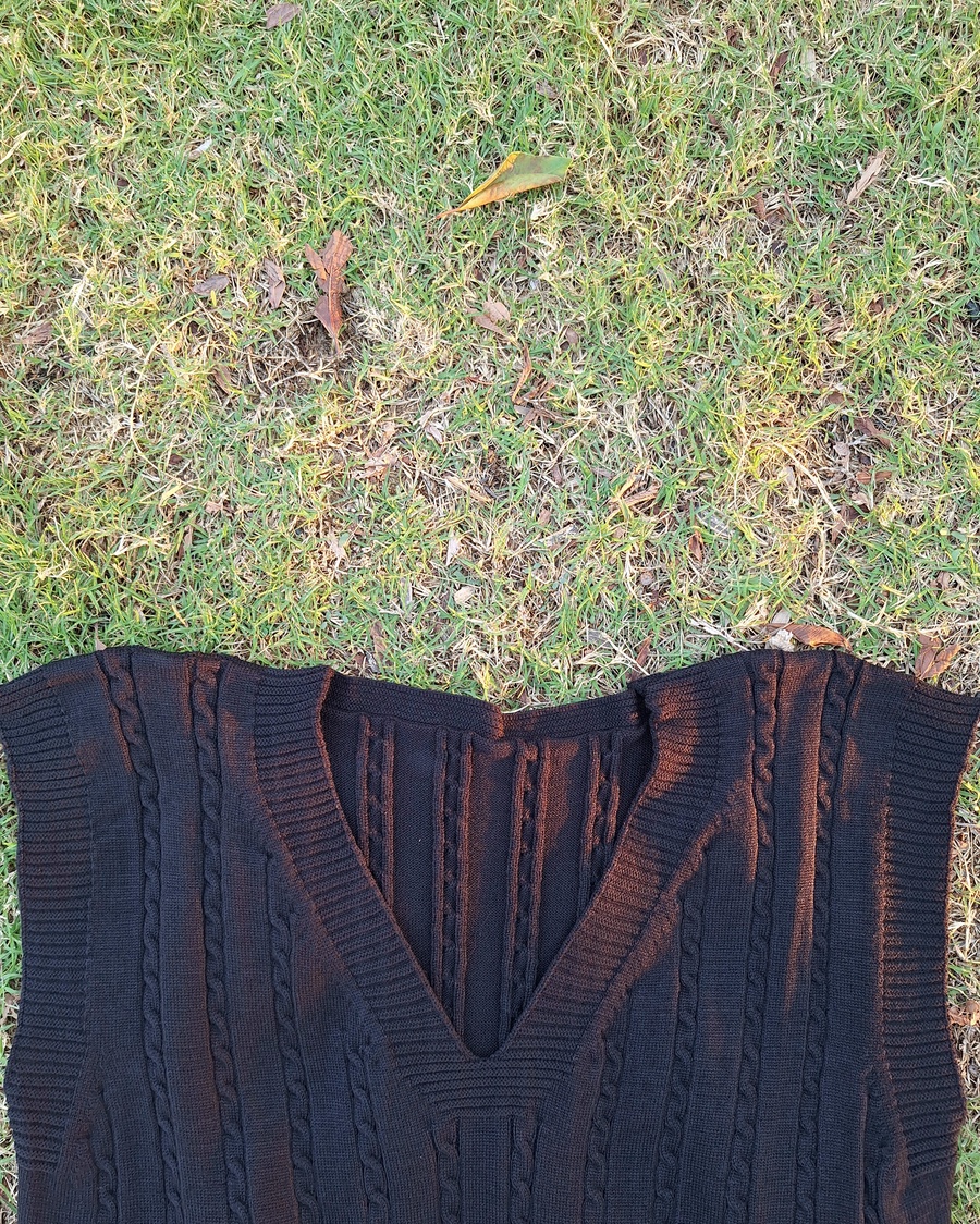 Cable-Knit Heritage V-Neck Sweater Vest