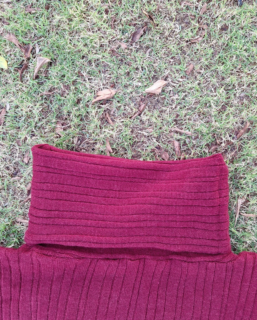 Elegant Off-the-Shoulder Ajina Knit Sweater