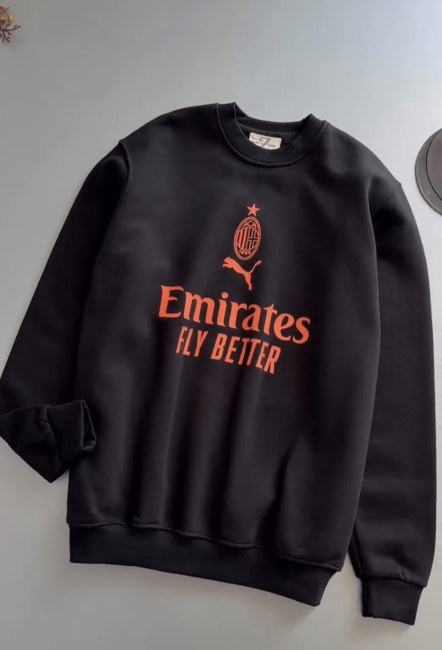 سويت شيرت AC Milan قطن 100% أوفر سايز للجنسين