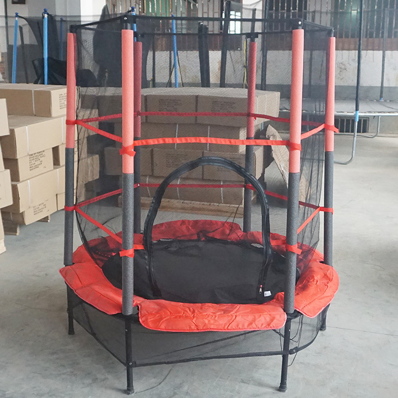 ترامبولين أطفال بشبكة أمان – 140 سم  | Kids Trampoline with Safety Net – 140 cm