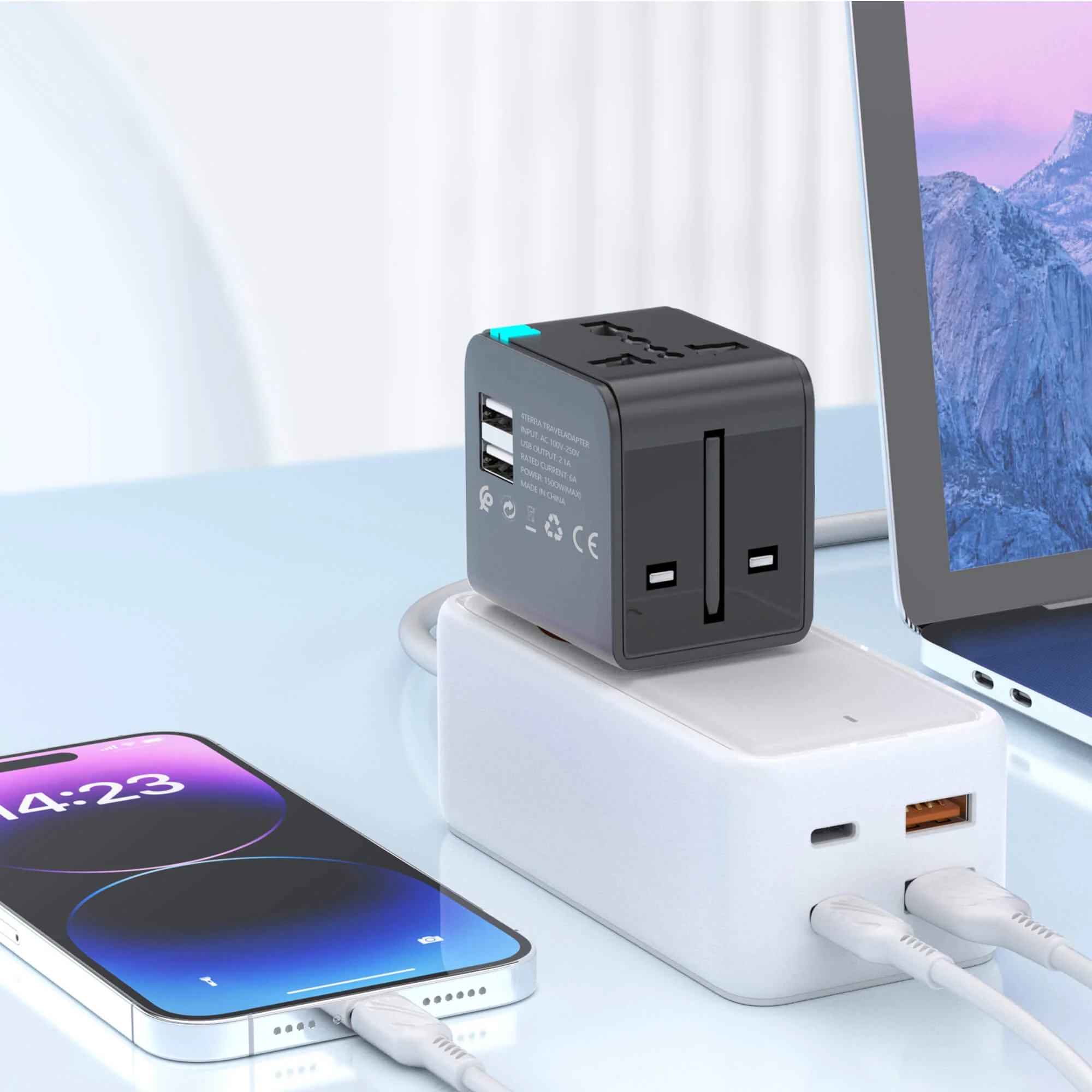 EARLDOM LC18 Universal Travel Adapter with USB-A & USB-C