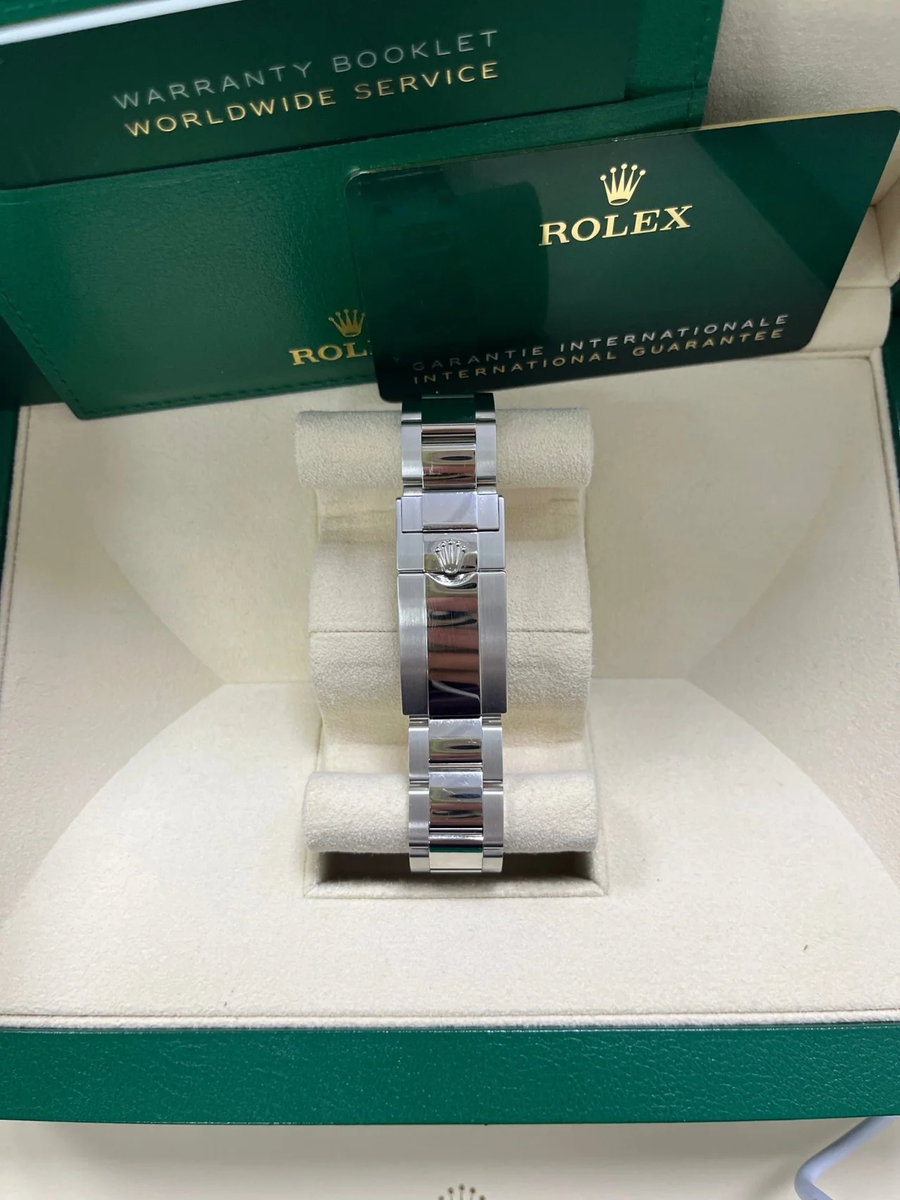 ساعة Rolex Daytona Super Clone Replica أزرق بسوار فضي