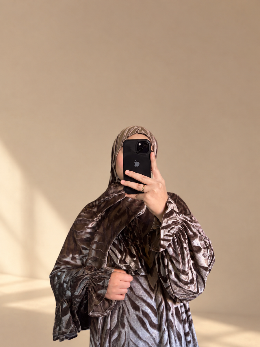 اسدال قطيفه لون بني
