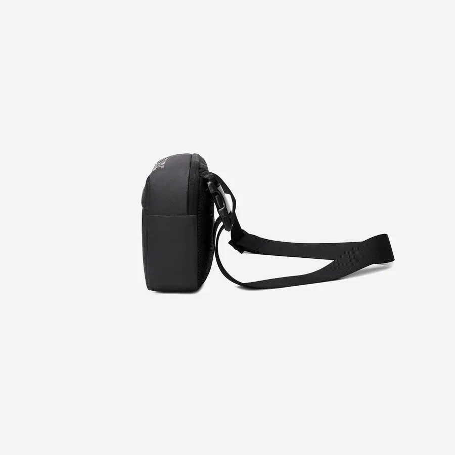 GXB00129 Black