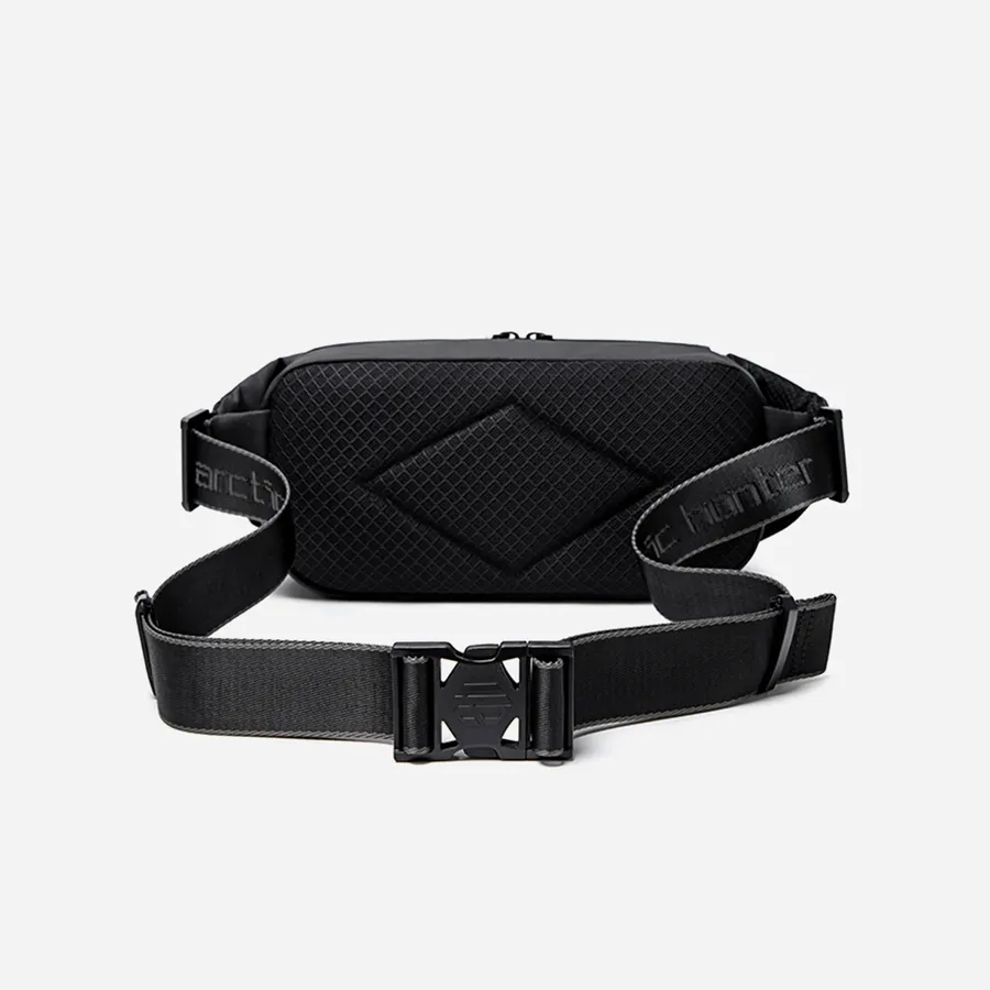 YB00029 Black